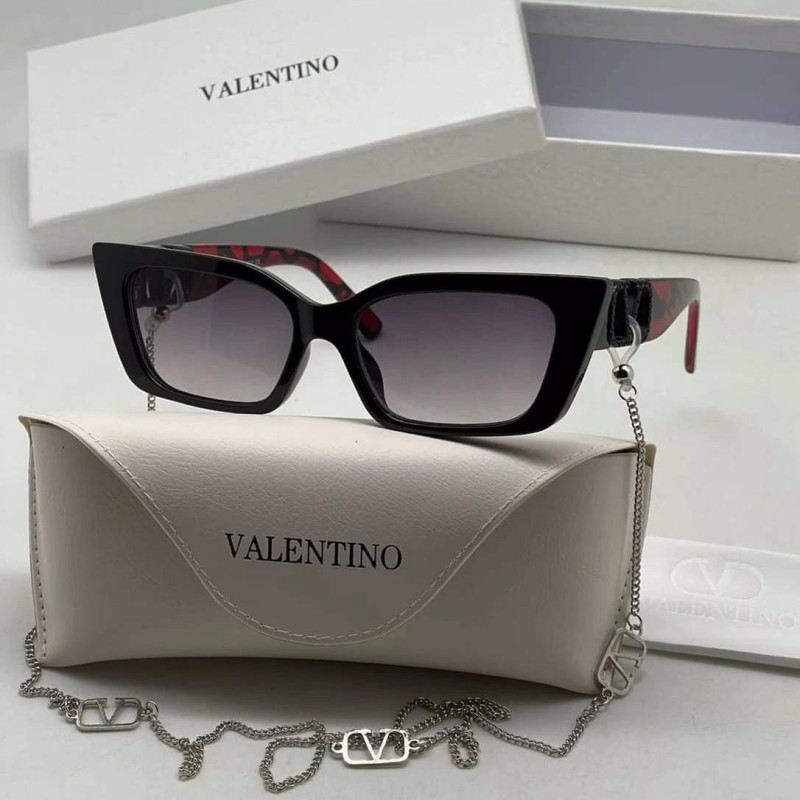Очки Valentino L1027